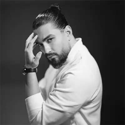 بیوگرافی و عکس نیواد