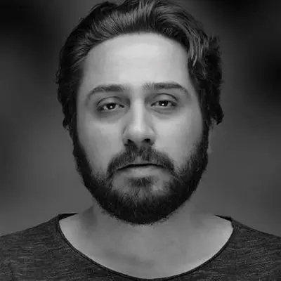 بیوگرافی و عکس روزبه بمانی